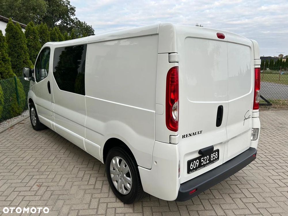 Renault Trafic 2.5 dCi FAP 150 L2H1 Komfort - 8