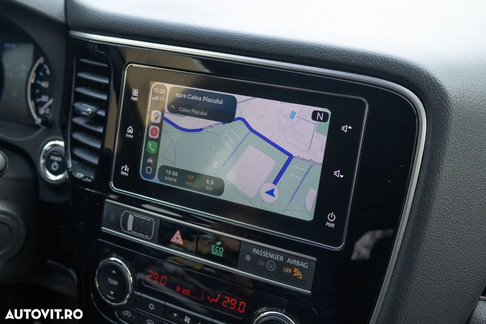 Mitsubishi Outlander - 25