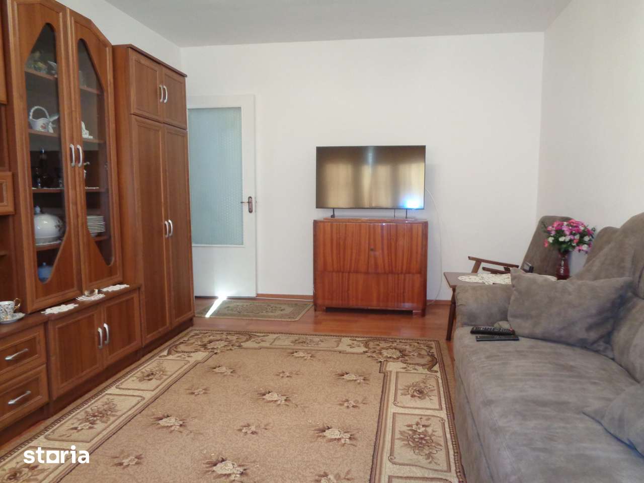 Apartament 2 camere dec, termoteca, mobilat, geam la baie MICALACA-300 — fotografia 1