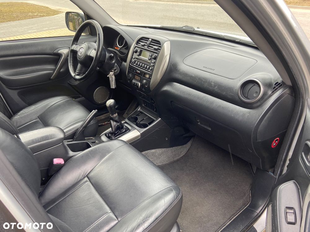 Toyota RAV4 4x4 Executive - 15