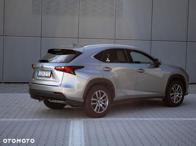Lexus NX 300h Elegance AWD - 6