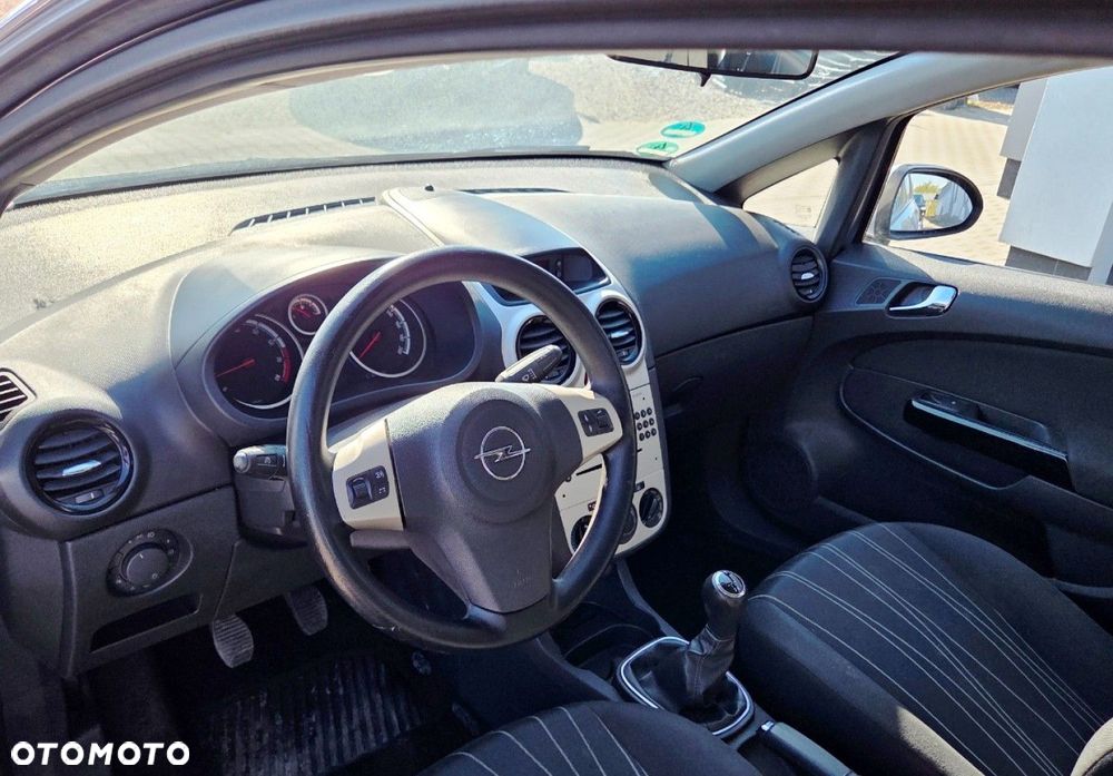 Opel Corsa - 6
