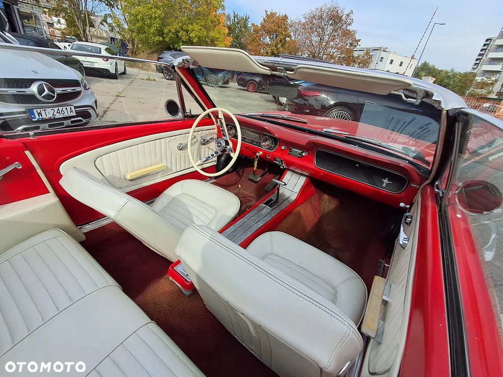 Ford Mustang - 29
