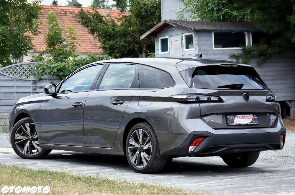 Peugeot 308 180 e-EAT8 GT - 11