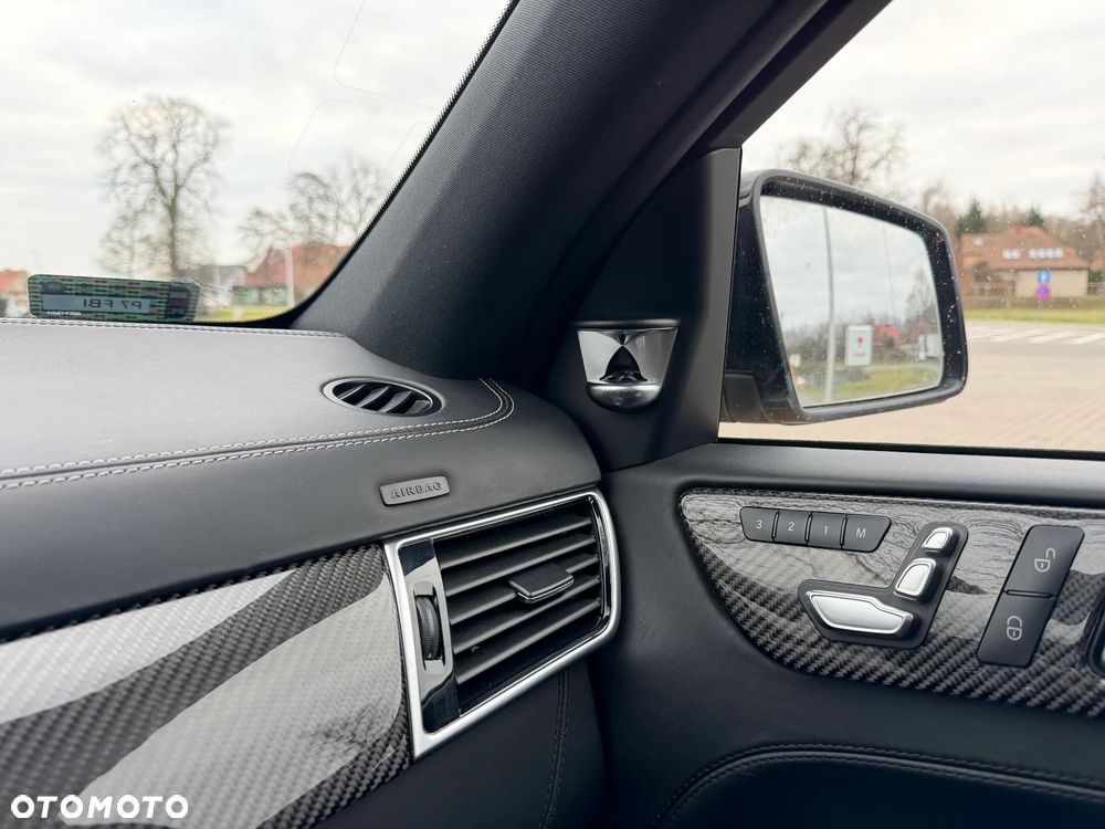 Mercedes-Benz GLE - 22