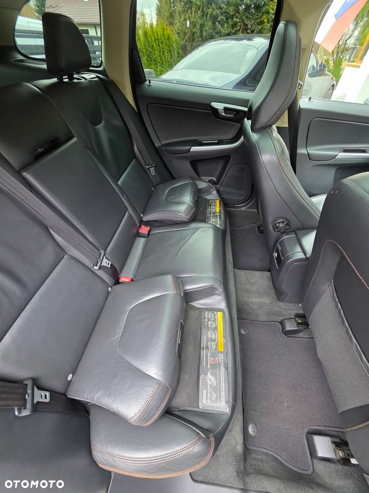 Volvo XC 60 D3 AWD Summum - 11