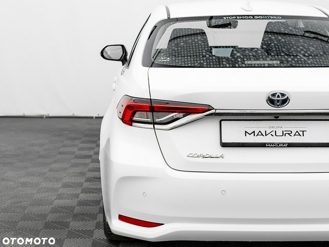 Toyota Corolla 1.8 Hybrid Comfort - 12