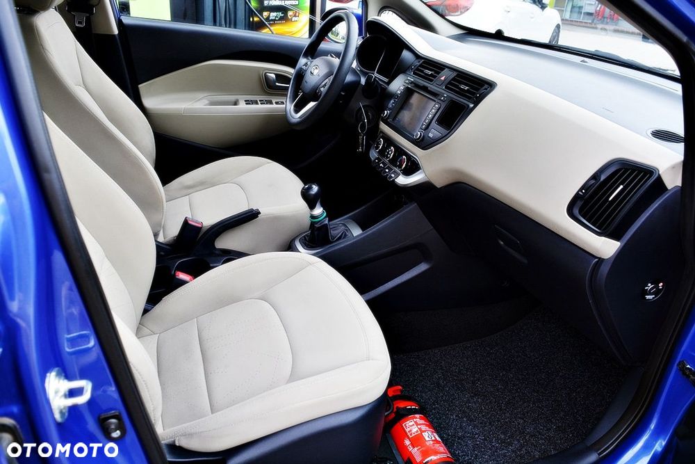 Kia Rio 1.2 Business Line - 9