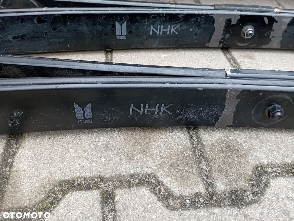 RESORY resor tył ISUZU D-max II i III 1,9 i 2,5d NOWE - 11