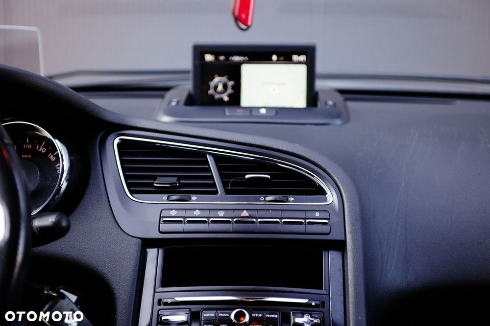 Peugeot 5008 2.0 BlueHDi Style 7os - 23