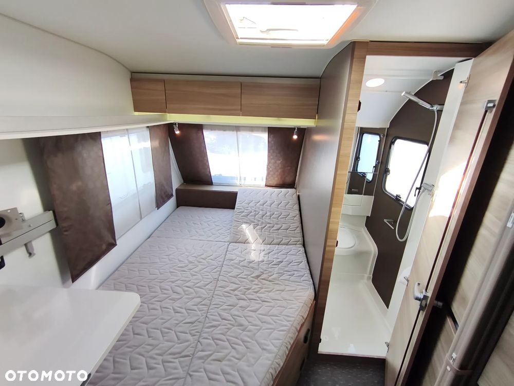 Adria - 25