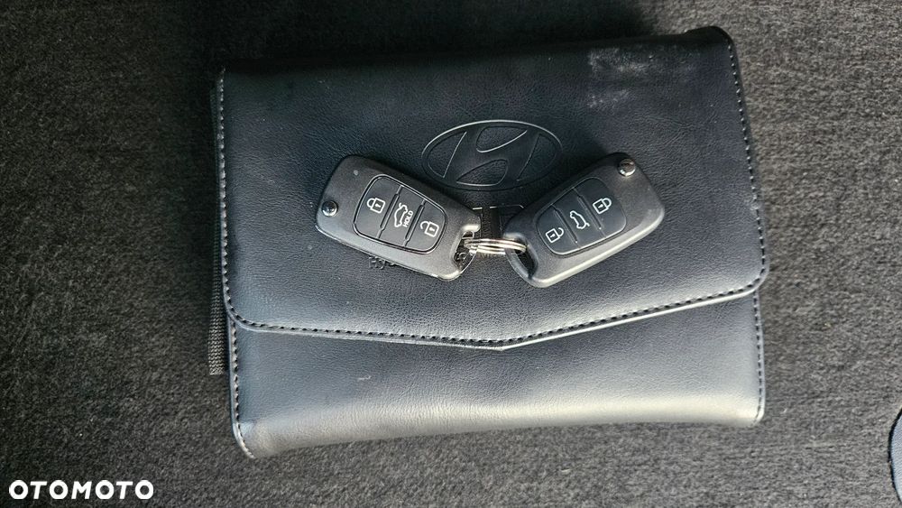 Hyundai ix20 1.4 UEFA EURO 2012 Edition - 11