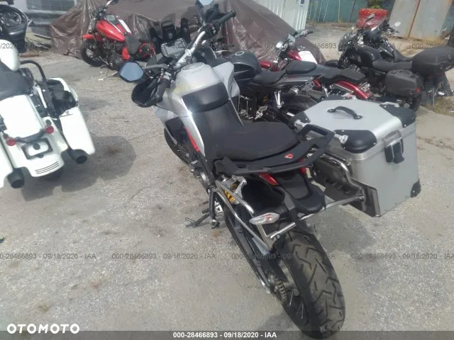 Ducati Multistrada - 8