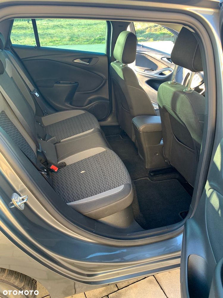 Opel Astra 1.2 T Edition S&S - 27