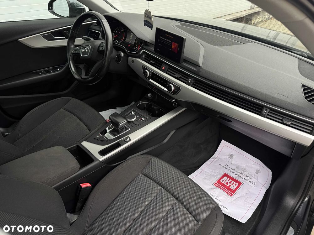 Audi A4 Avant 2.0 TDI S tronic - 23