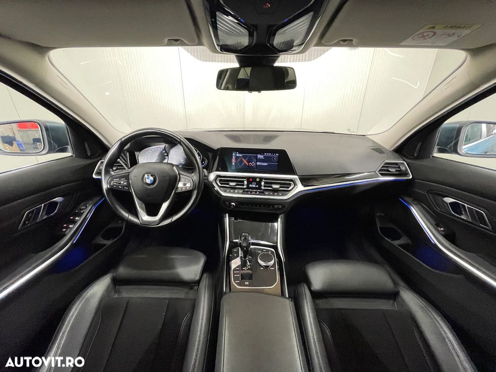 BMW Seria 3 320d xDrive AT MHEV - 8