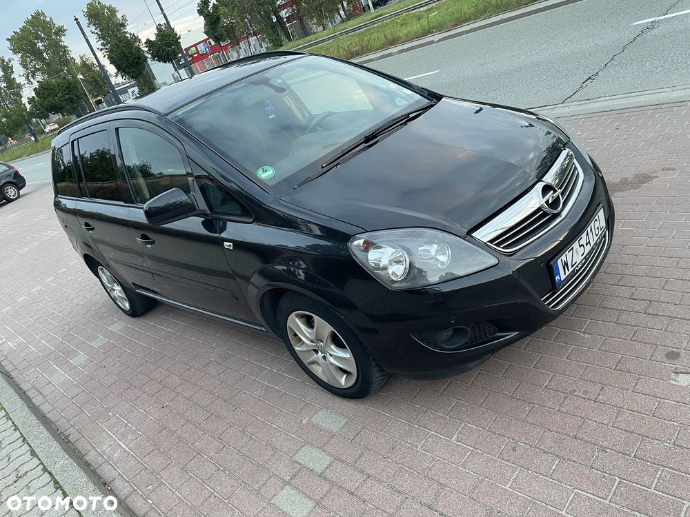 Opel Zafira - 2