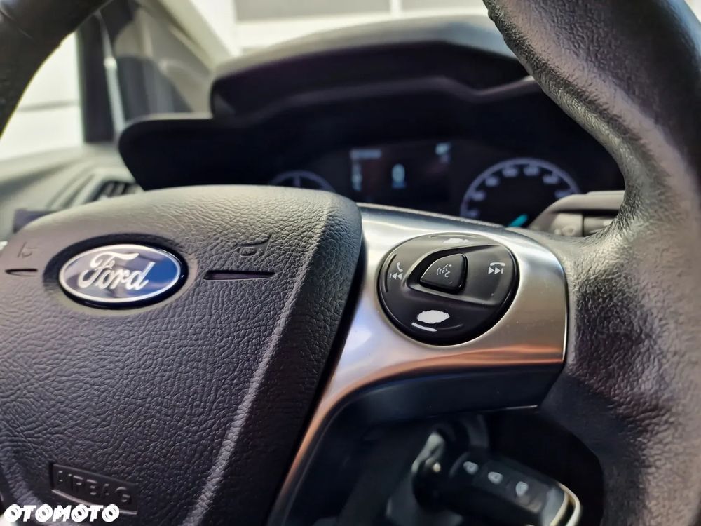 Ford TRANSIT CONNECT L2 - 8