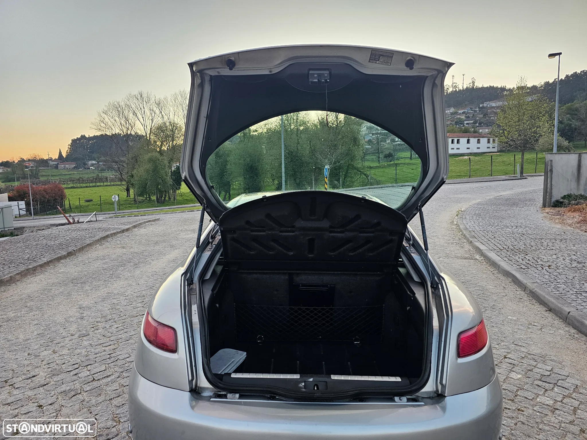 Alfa Romeo GT 1.9 JTD M-JET - 16