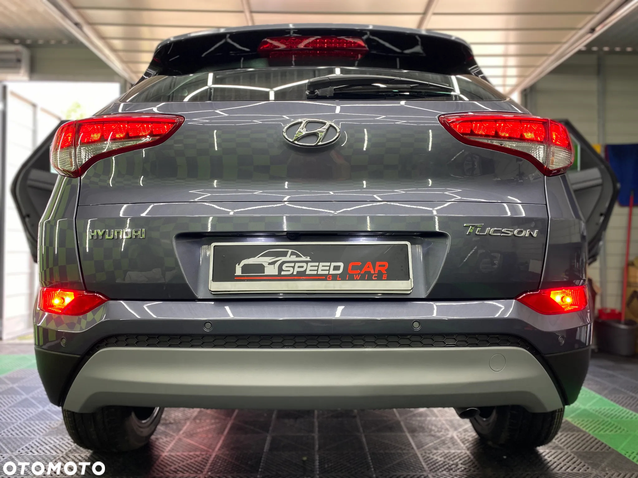 Hyundai Tucson blue 1.7 CRDi 2WD DCT Premium - 36