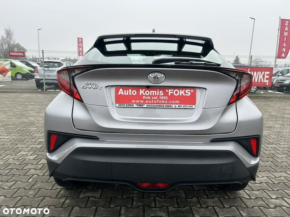 Toyota C-HR - 8
