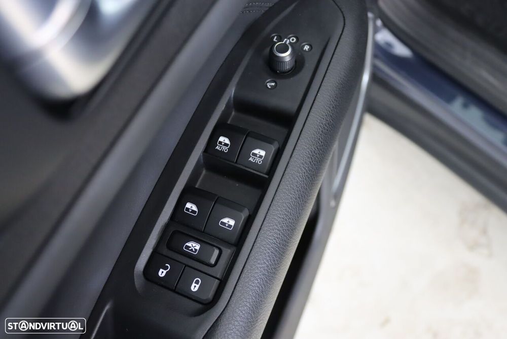 Jeep Compass 1.3 TG Trailhawk - 17