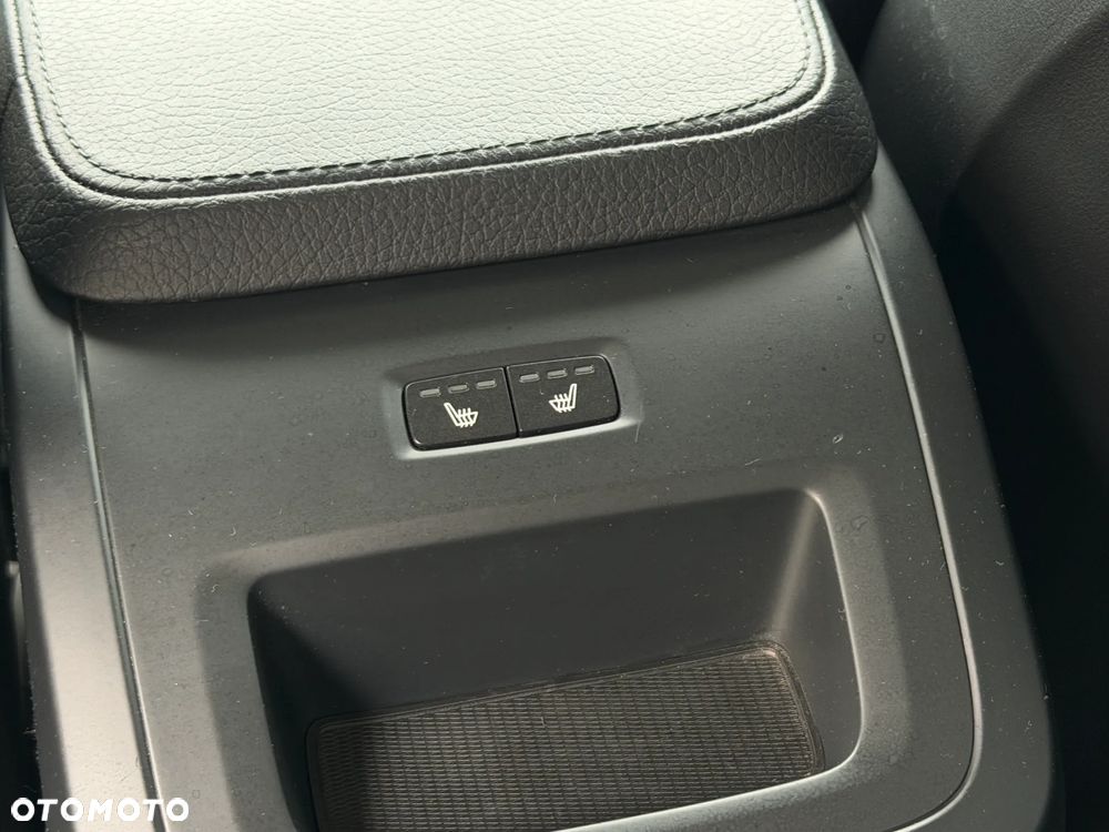 Volvo V90 B4 B Momentum Pro - 31