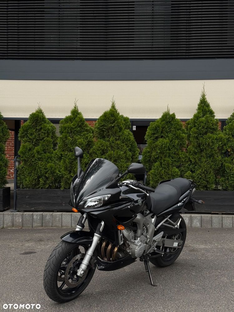 Yamaha FZ6 - 2