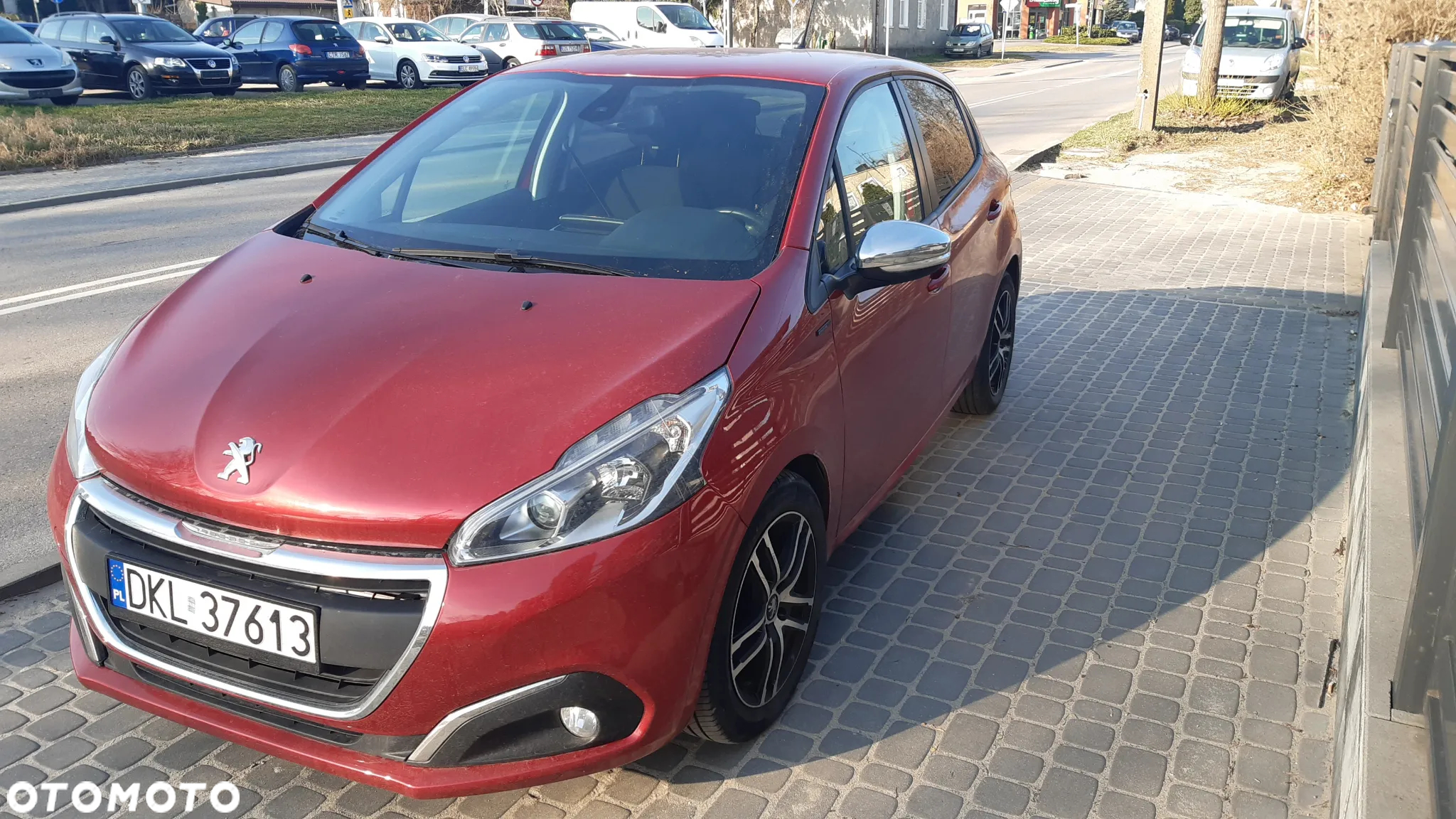 Peugeot 208 1.2 PureTech GPF Signature S&S - 3