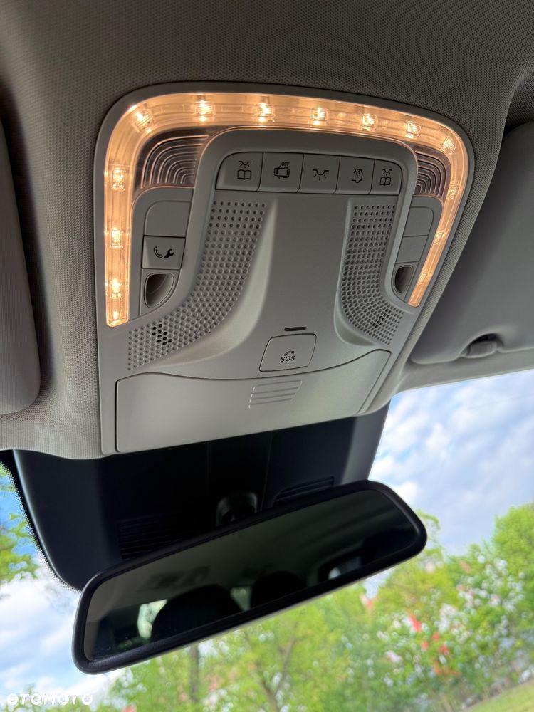 Mercedes-Benz Vito Tourer Extralang EDITION - 28