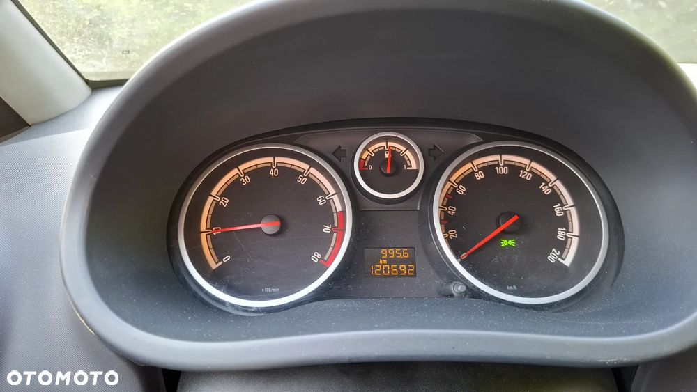 Opel Corsa 1.4 16V Essentia - 3