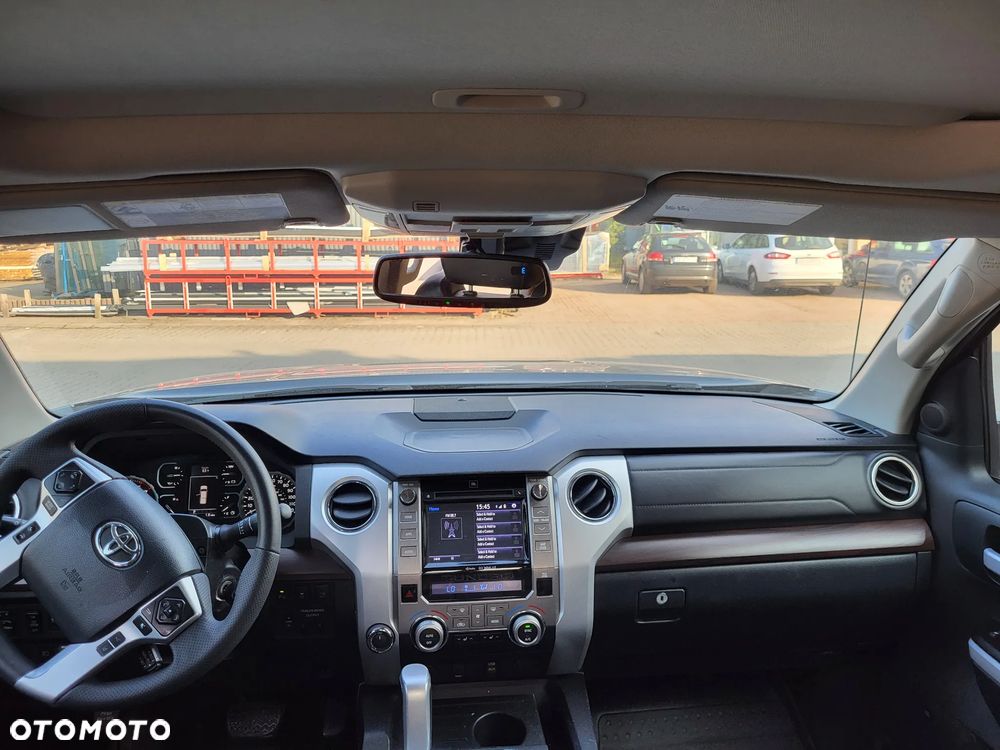 Toyota Tundra - 4