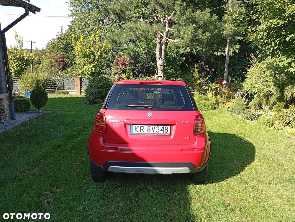 Tata Xenon - 6