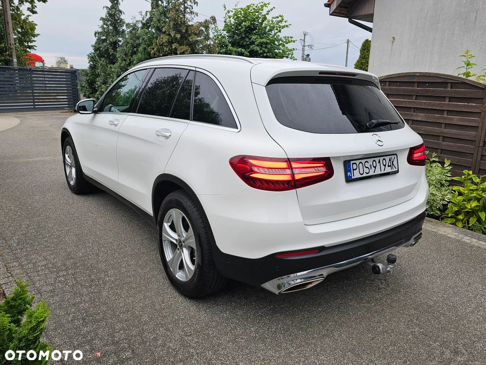 Mercedes-Benz GLC 250 4Matic 9G-TRONIC Exclusive - 3