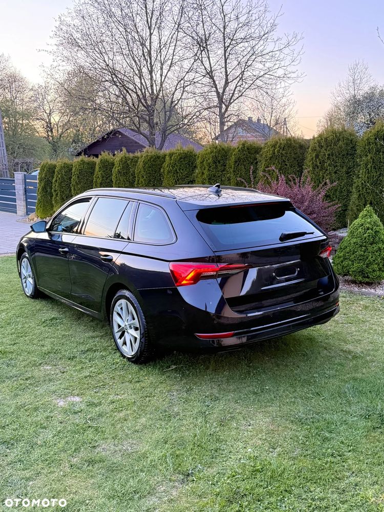 Skoda Octavia 2.0 TSI 4x4 DSG Ambition - 1