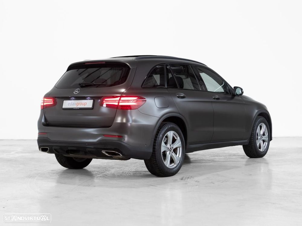 Mercedes-Benz GLC 250 4Matic 9G-TRONIC AMG Line - 3