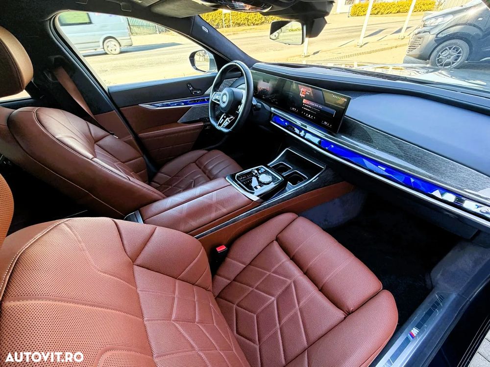 BMW i7 - 35