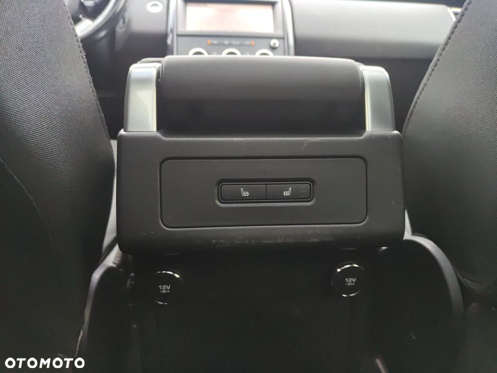 Land Rover Discovery 3.0 SDV6 SE - 23