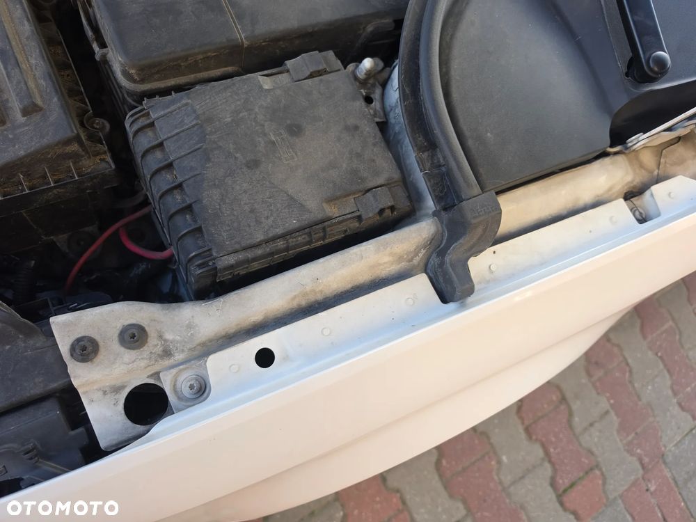 Volkswagen Passat - 17