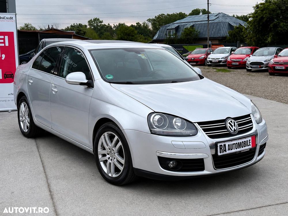 Volkswagen Jetta 2.0 TDI DPF Highline - 9
