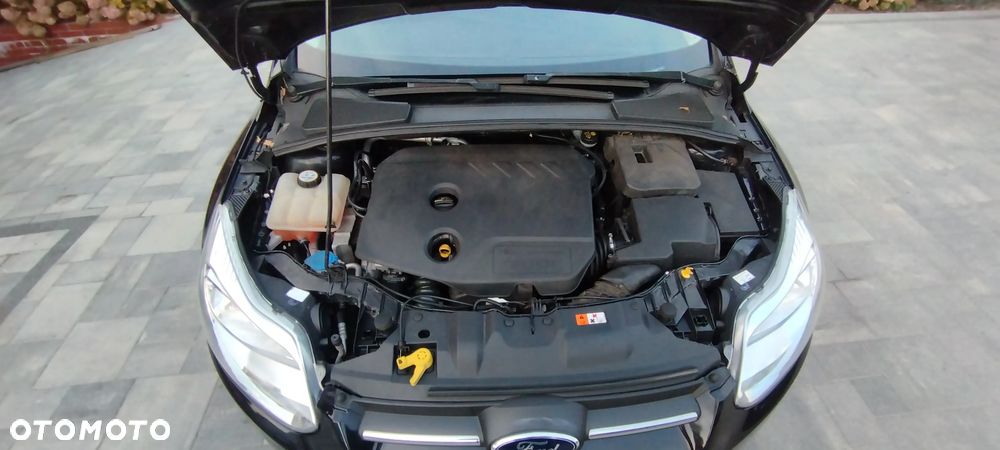 Ford Focus 1.6 TDCi DPF Ambiente - 8
