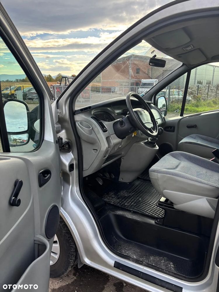 Renault Trafic 2.5 dCi L2H1 Komfort - 10