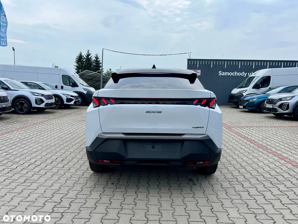 Peugeot 3008 1.2 PureTech mHEV GT S&S e-DCS6 - 5