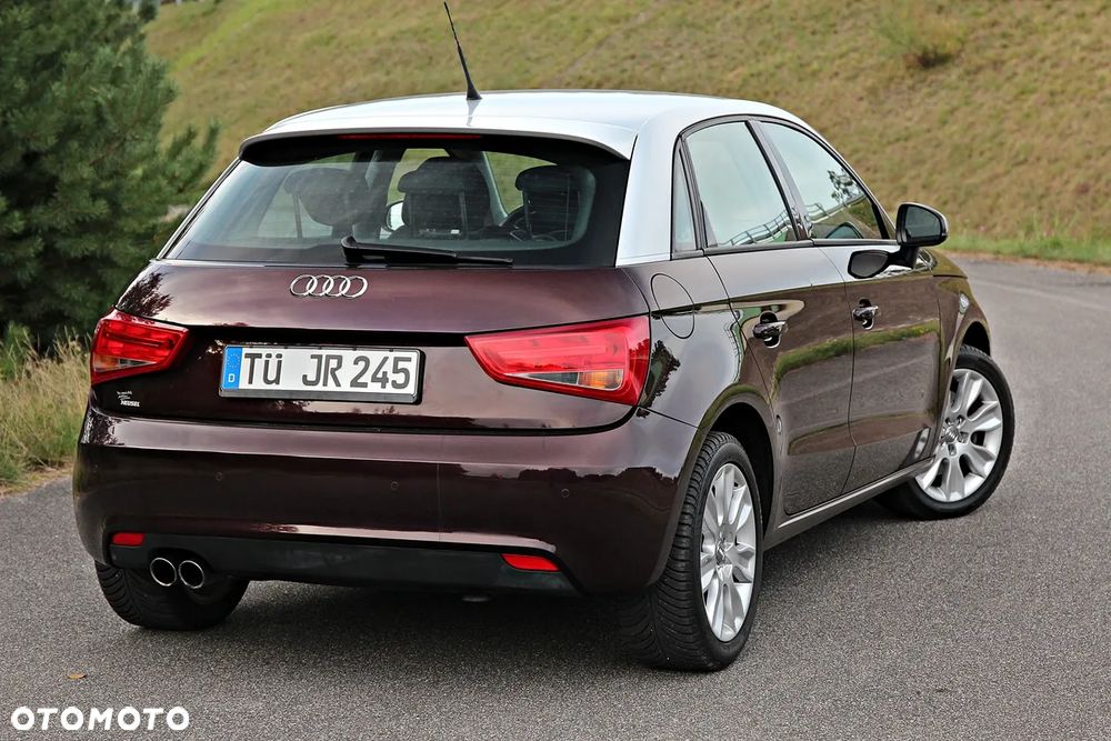 Audi A1 Sportback 1.4 TFSI S tronic S line Sportpaket - 10