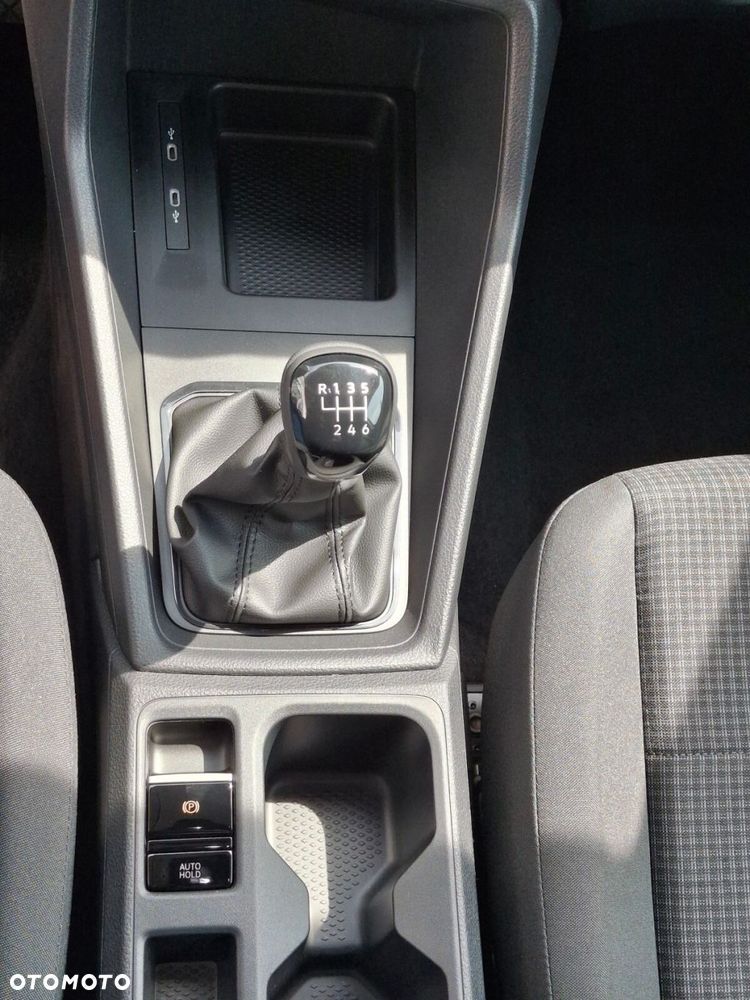 Volkswagen Caddy Maxi - 22