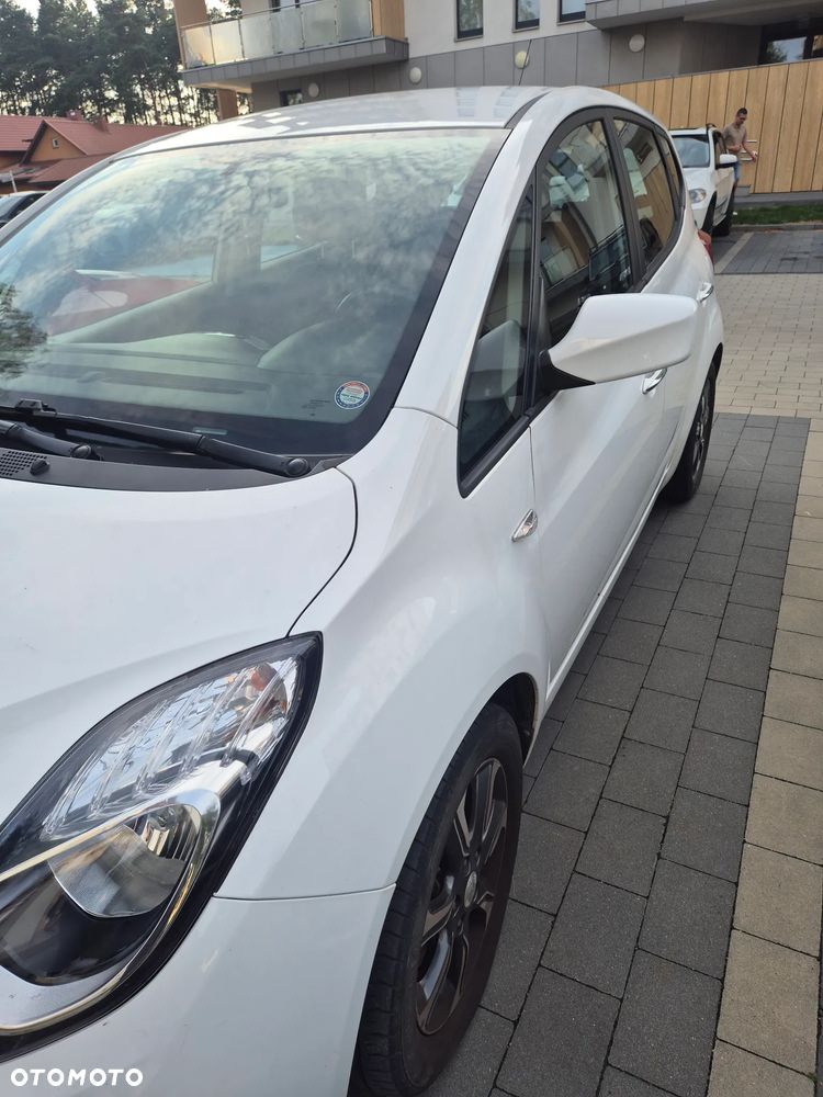Hyundai ix20 1.4 Classic - 6