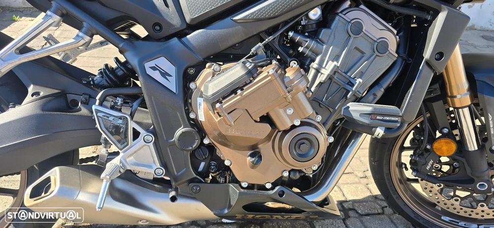 Honda CB CB 650 r - 4