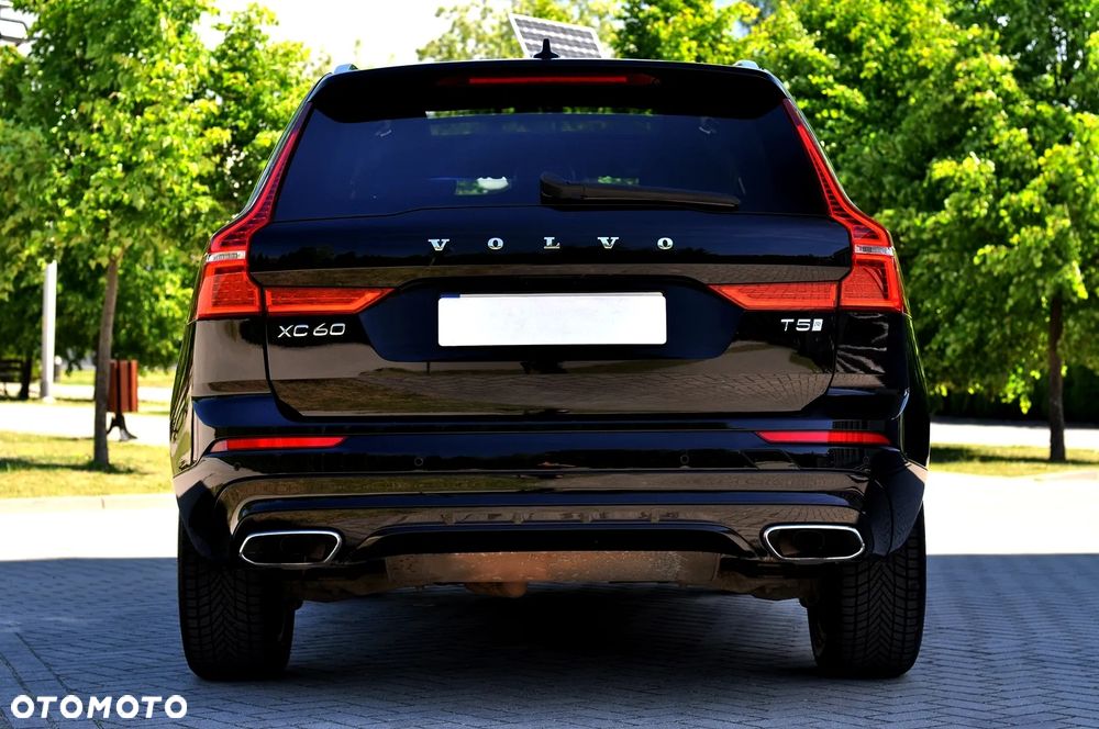 Volvo XC 60 T5 R-Design - 10