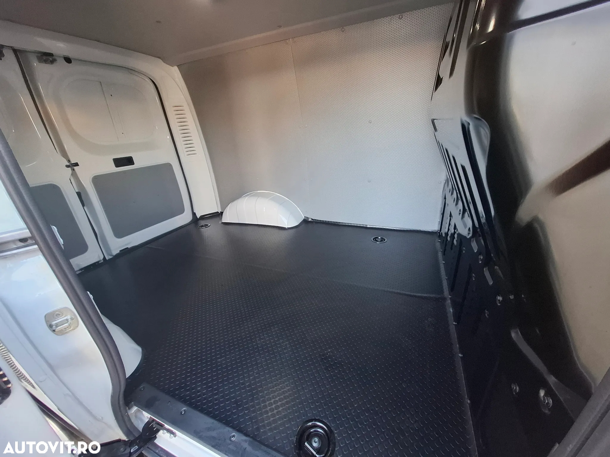 Maxus MAXUS e DELIVER 3 SWB 50.23KW - 13