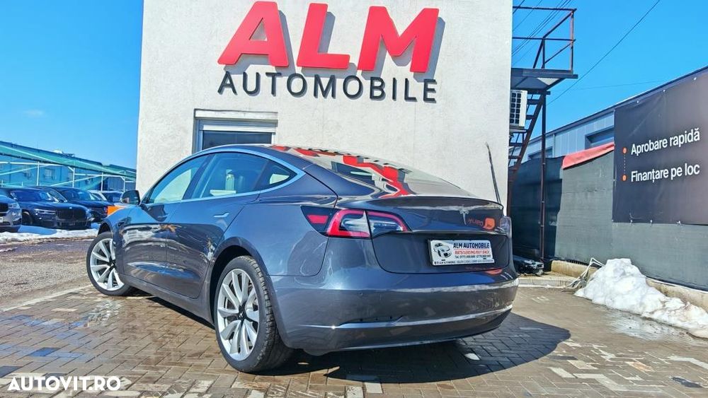 Tesla Model 3 Standard Reichweite Plus Hinterradantrieb - 6